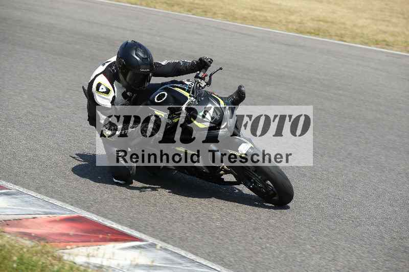 Archiv-2023/28 05.06.2023 Moto Club Anneau du Rhin/blanc-novice/29